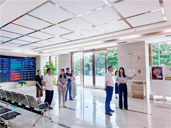 2025-7-14  中國信達(dá)貴州省分公司與陽光產(chǎn)權(quán)交易所交流座談.png