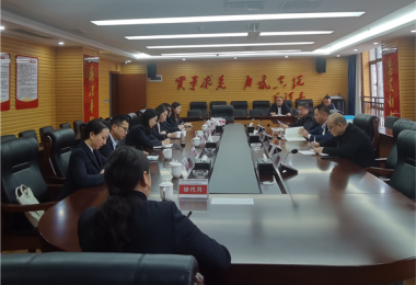 共謀合作  共促發(fā)展——貴州陽(yáng)光產(chǎn)權(quán)交易所赴遵義市公共交通（集團(tuán)）有限責(zé)任公司座談交流