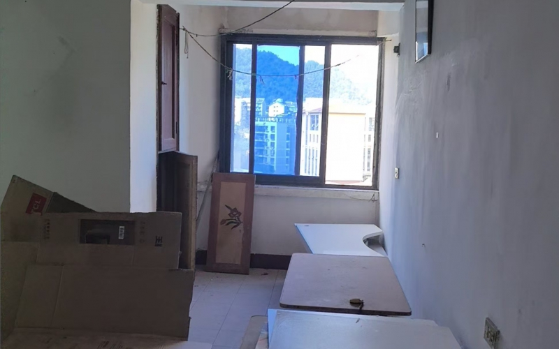 貴州省機(jī)關(guān)事務(wù)管理局國有資產(chǎn)管理服務(wù)中心貴陽市云巖區(qū)護(hù)國路153號3單元8層2號住宅招租